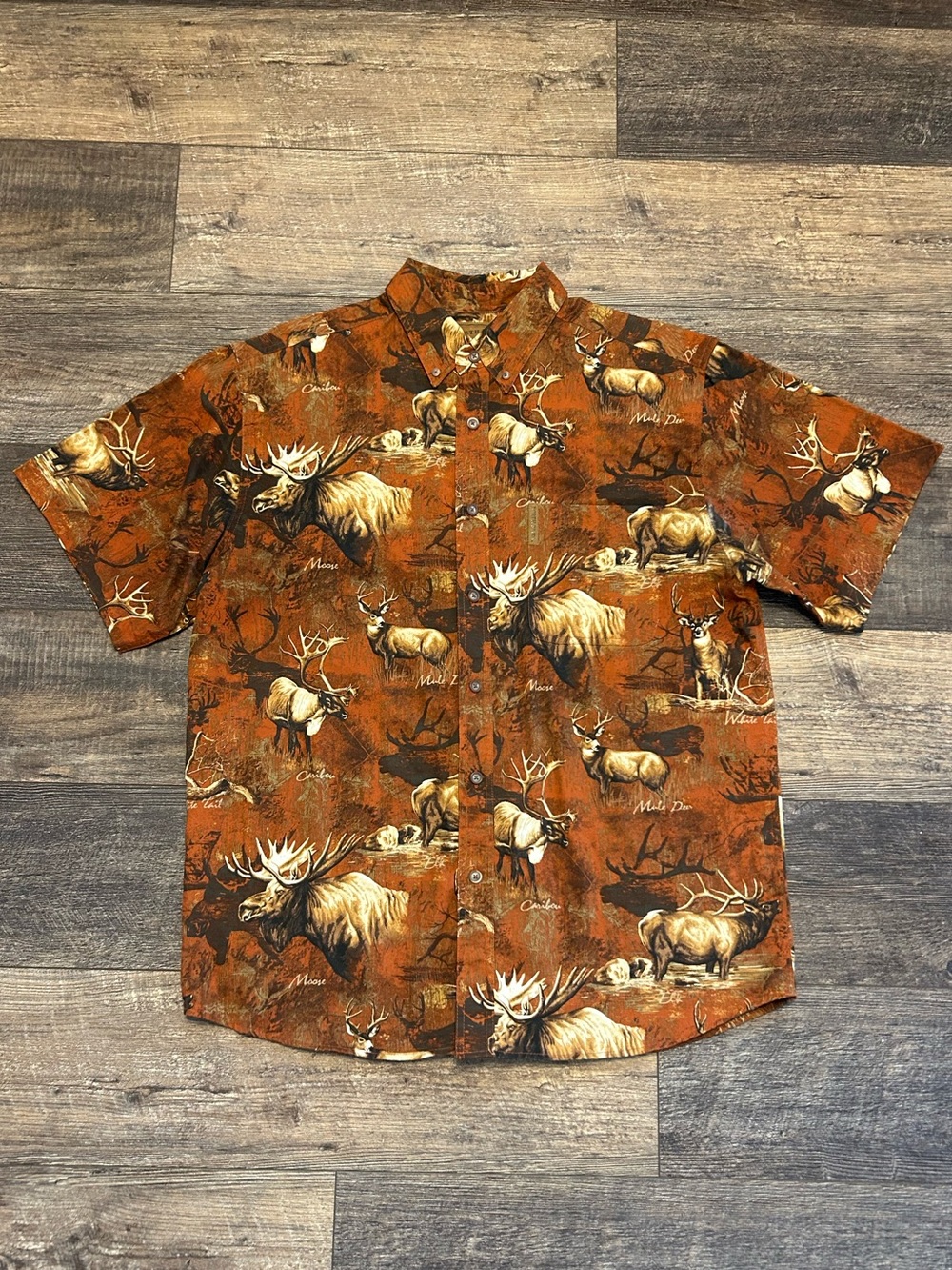 Cool Vintage North River Deer All Over Mens Sz L Button Down Short Sleeve Shirt